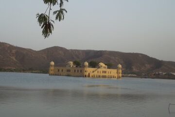 famous palaces in jaipur