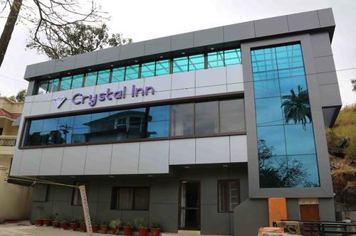 deluxe hotels in mount abu